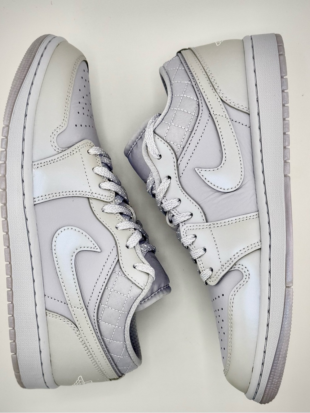 Air Jordan 1 Low SE Ghost Pearlized Quilt Platinum Leather IM5129-010 9.5W